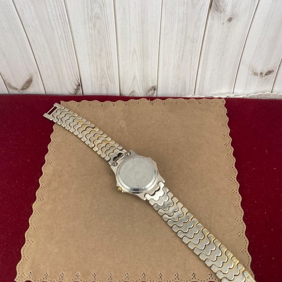 Vintage Givenchy Paris Watch Gold Plated 10 Micron with scratch Free Crystal - Picture 8 of 8